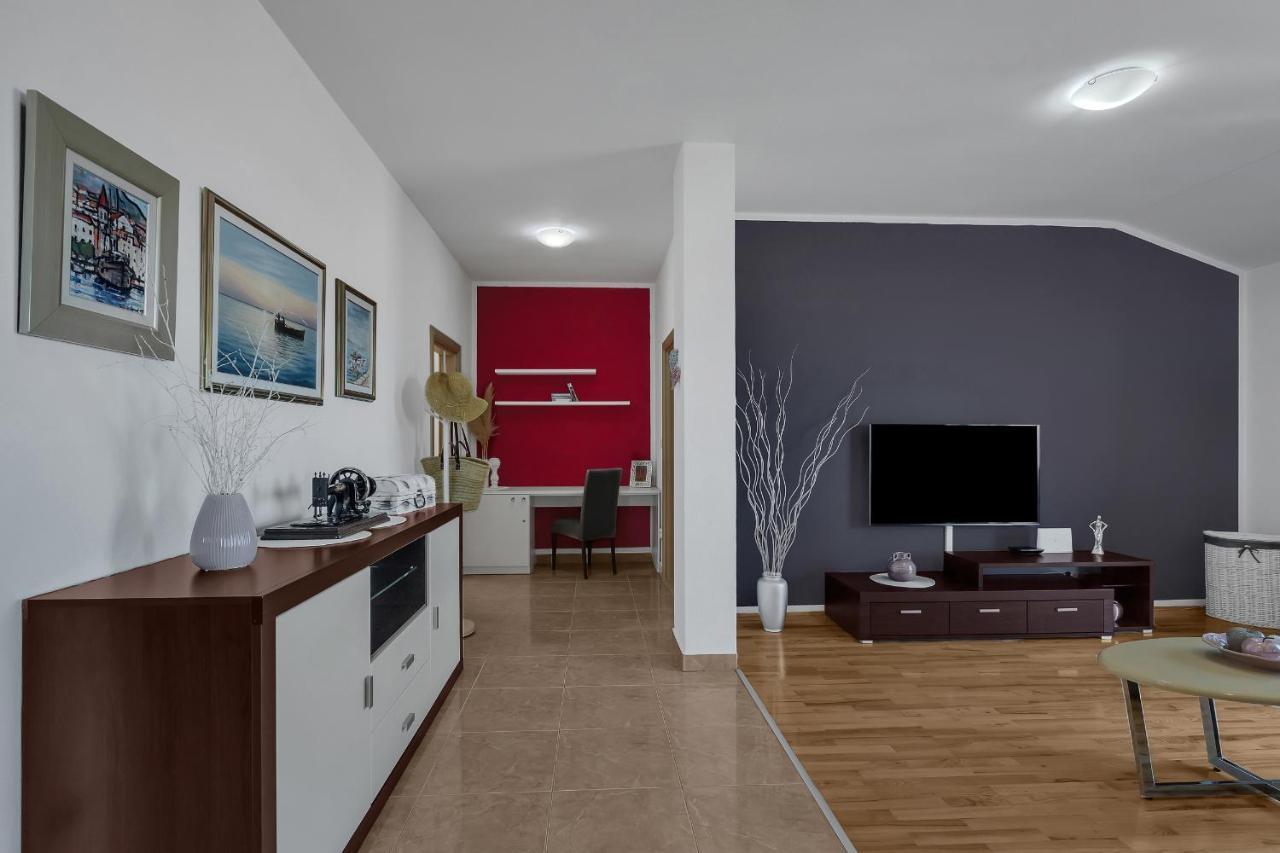 Stunning City View Apartment Μακάρσκα Εξωτερικό φωτογραφία